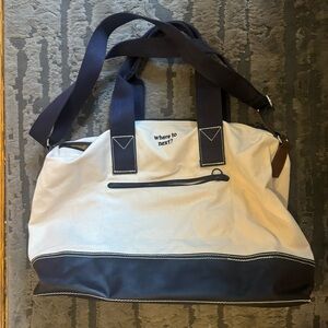 Lands’ End Weekender canvas tote